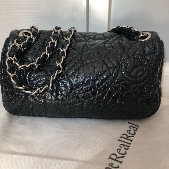 VERY RARE Chanel Mini rectangle Graphic Edge Flap - Picture 4 of 6